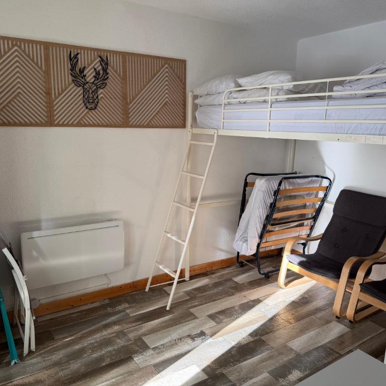 STUDIO LES JONQUILLES - One-Bedroom Apartment - 13