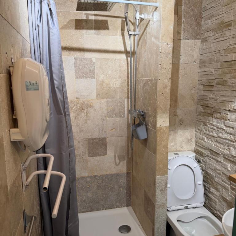 STUDIO LES JONQUILLES - One-Bedroom Apartment - 18