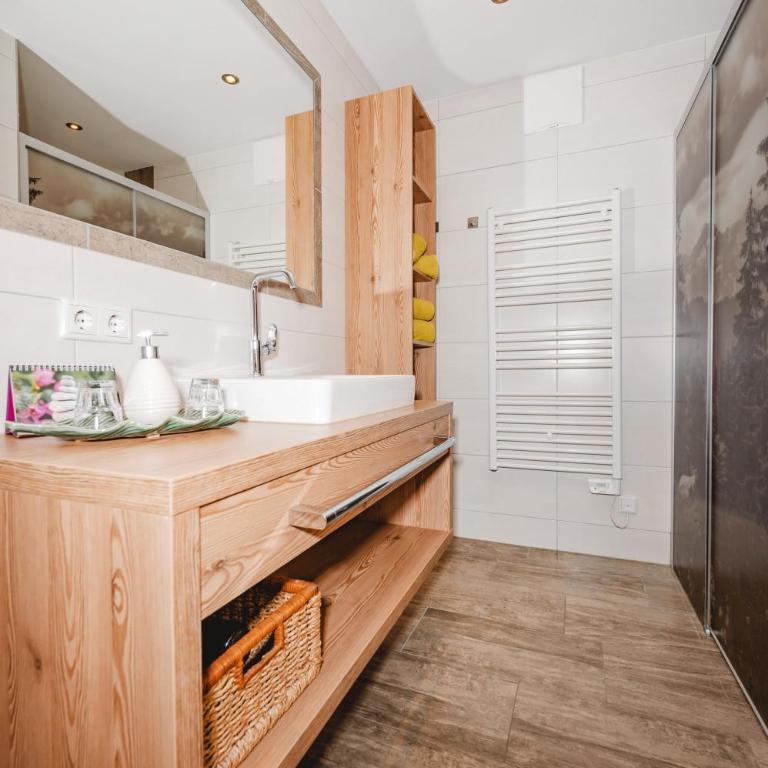 Appartements Millinger - Superior Apartment mit 2 Schlafzimmern und Balkon - 9