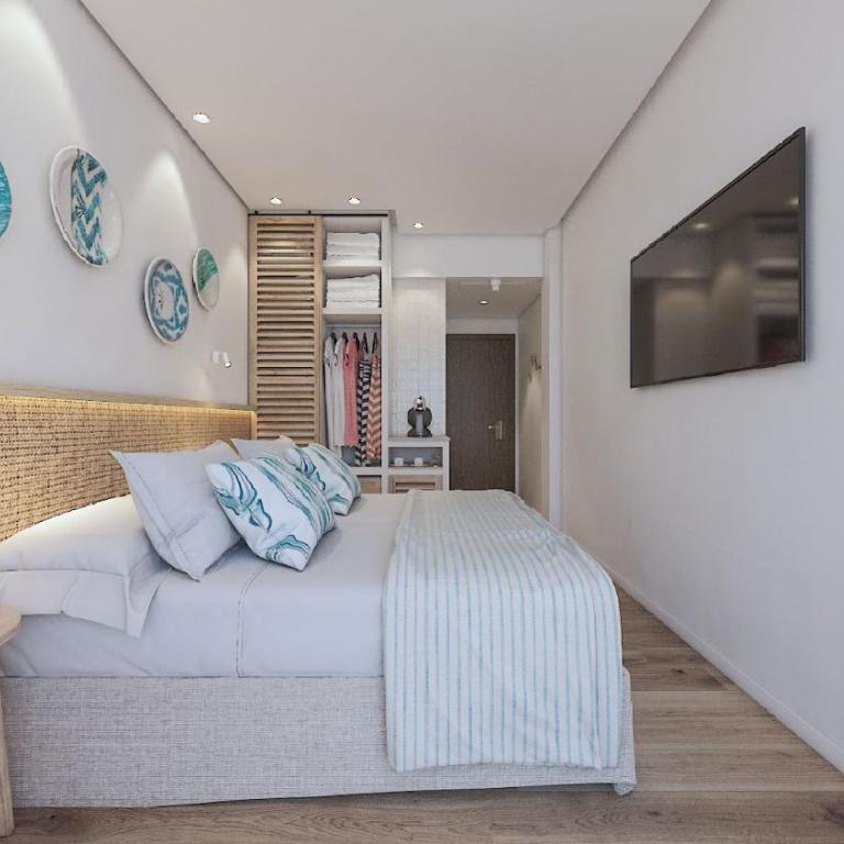 Hotel Moré - Habitación Familiar con vistas al mar - 3
