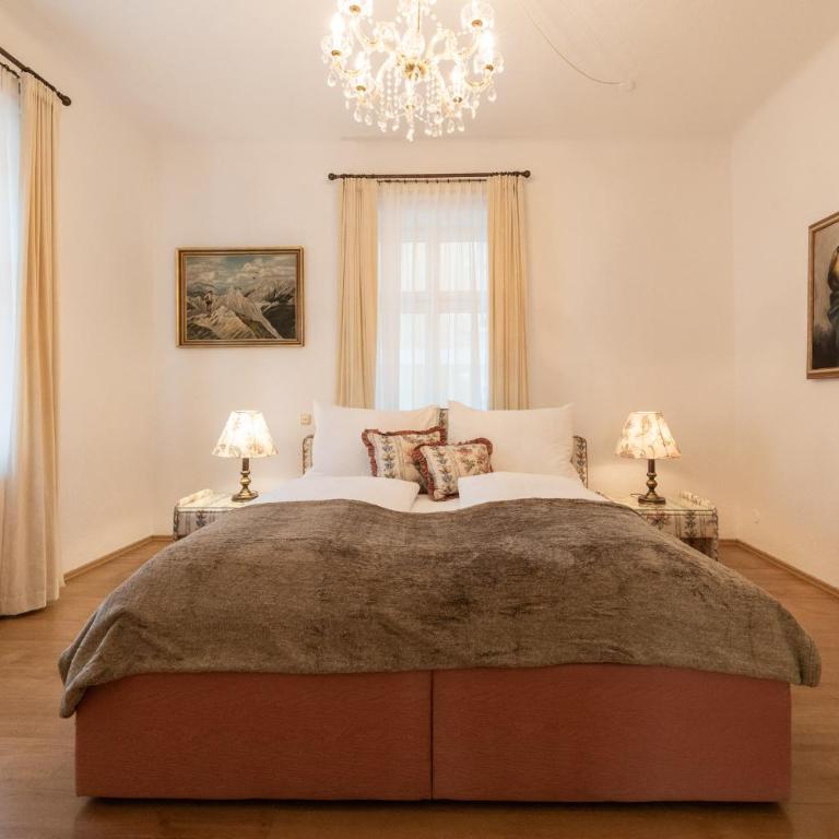 Villa Stephanie - Apartment mit 2 Schlafzimmern - 1