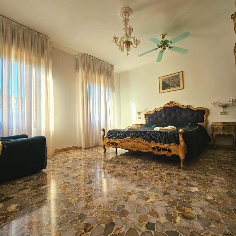 Cà ARIVANLIAL Venice villa apartament - Three-Bedroom Apartment - 5