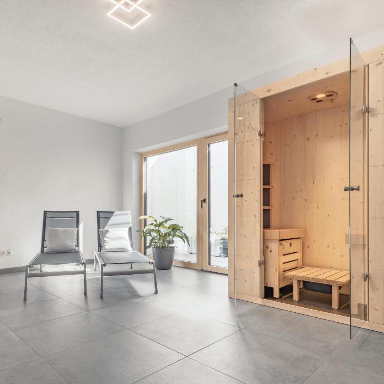 Chalet Waldhart - Ferienhaus mit 4 Zimmern - 7