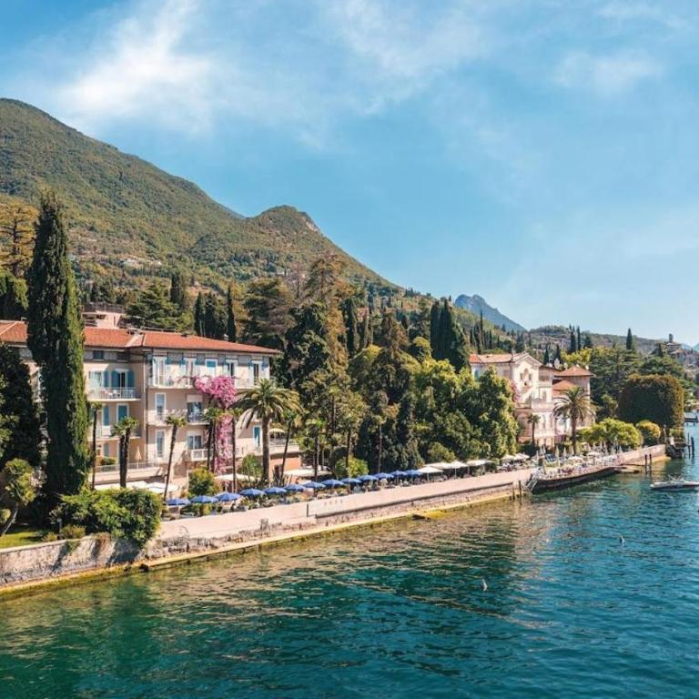 Hotel Monte Baldo e Villa Acquarone - Camera Matrimoniale Classic con Vista Lago - 6