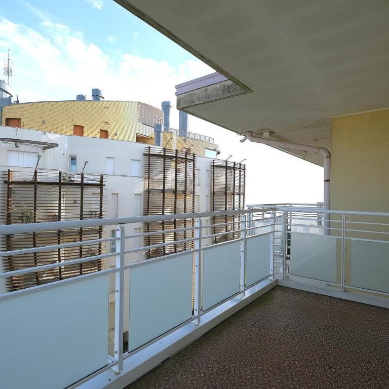 Trilocale Diplomatic Fronte Mare Piazza Torino - Appartamento con 2 Camere da Letto - 16