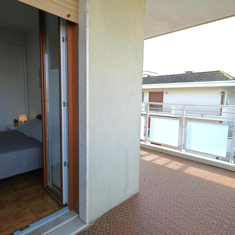 Trilocale Diplomatic Fronte Mare Piazza Torino - Appartamento con 2 Camere da Letto - 24