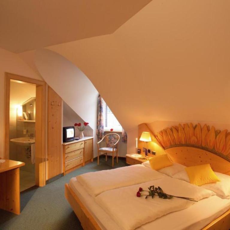 Hotel Rosental - Standard Double Room - 4