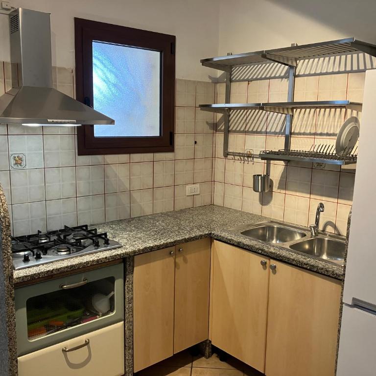 Casa Melis - Appartamento con 2 Camere da Letto e Vista Giardino - 4