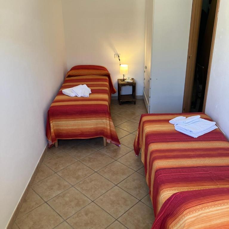 Casa Melis - Appartamento con 2 Camere da Letto e Vista Giardino - 11
