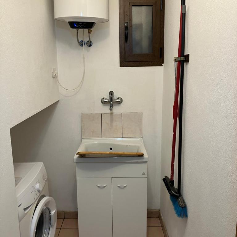 Casa Melis - Appartamento con 2 Camere da Letto e Vista Giardino - 14