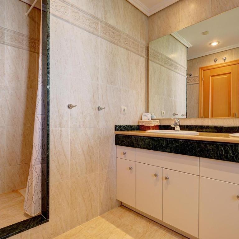 Stylish apartment with sea view - Apartamento - 23