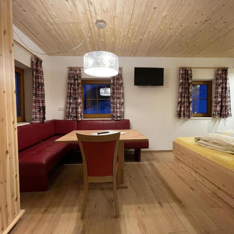Schliederlerhof - Doppelzimmer mit Dusche - 4