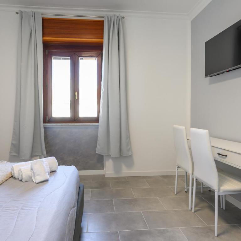 Silver Nest - 9 min to Airport - Free Netflix e Wi-Fi - Double Room with Private Bathroom - 4