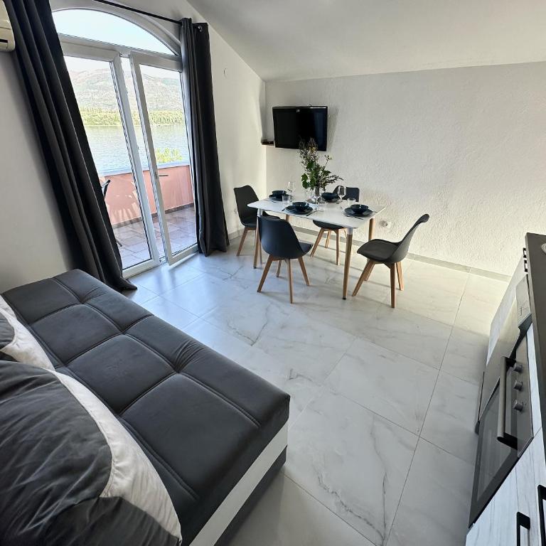 Zaliv Apartments - Deluks Apartman - 12