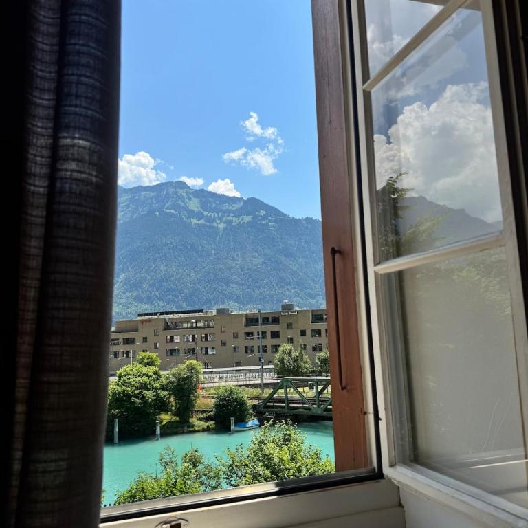 River-2 with Iconic Jungfraujoch View - Two-Bedroom Apartment - 35
