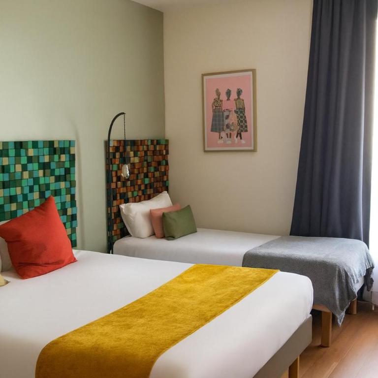 Urban Jungle Hôtel Orleans - Chambre Triple Supérieure - 1