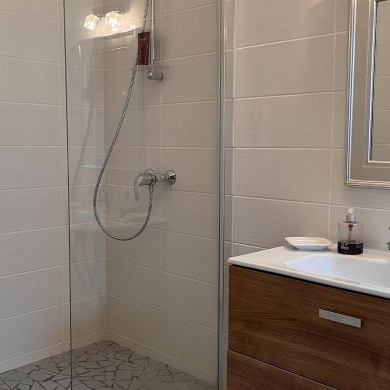 Appartement spacieux en centre-ville pour 6 pers. avec vue sur montagne - FR-1-234-327 - Appartement - 28