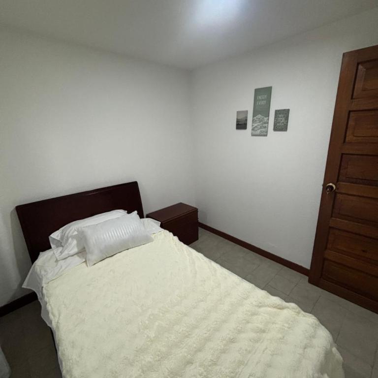 Apartamento cerca al aeropuerto - Apartamento de 2 dormitorios - 2