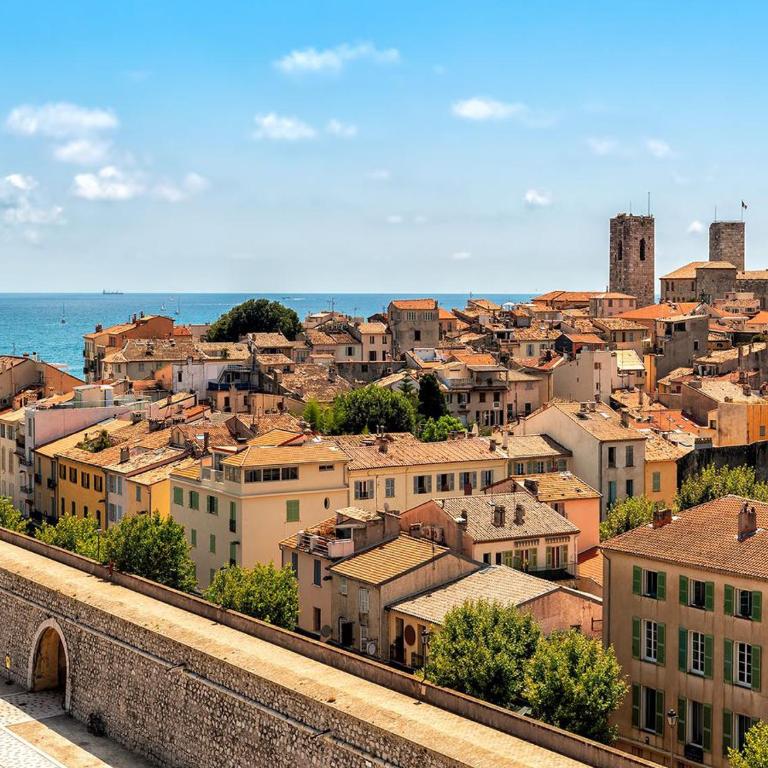 Rare! L'Atelier Provençal, Getaway in Old Antibes - 4th floor - Appartement 2 Chambres - 20