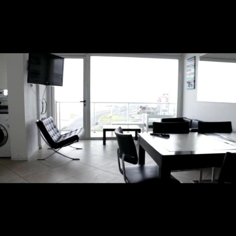 Semipiso vista plena al mar - Apartamento de 2 dormitorios - 4