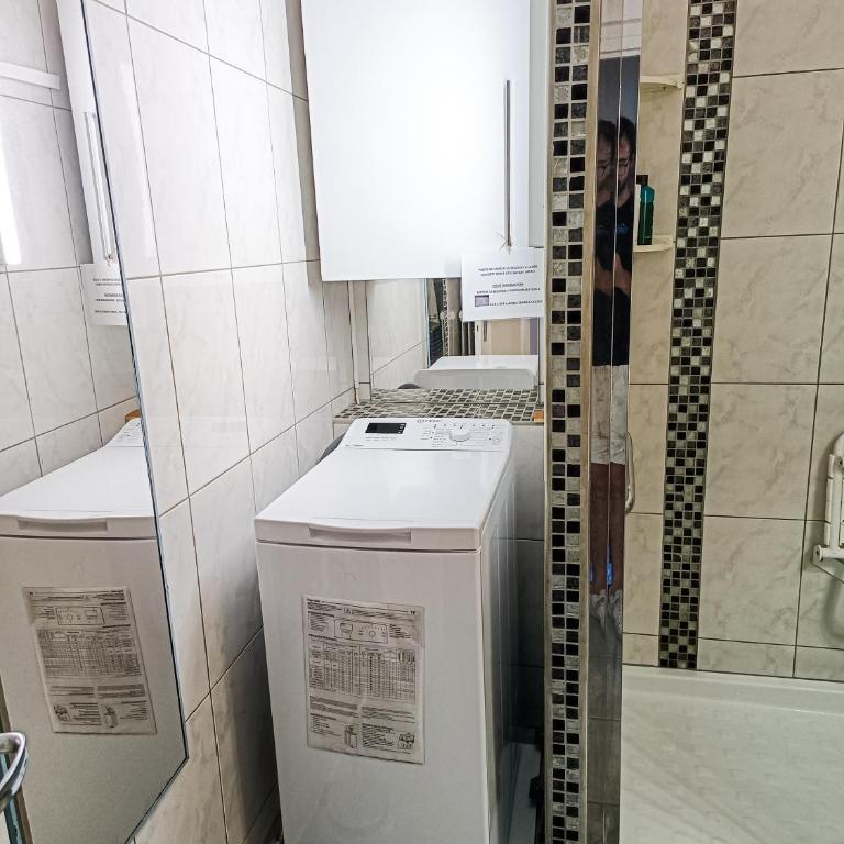 Appartement 2 Chambres avec Balcon, Garage et Parking - Proche des Thermes - Apartamento de 2 dormitorios - 14