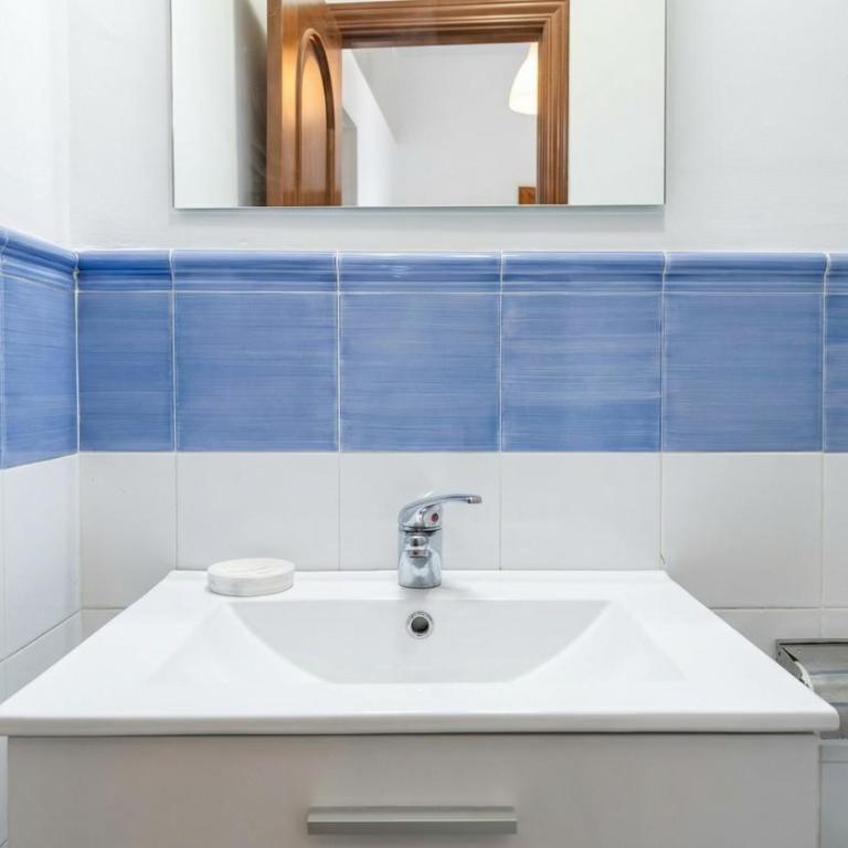 NEW! Romantic Nest 5 min to Cathedral - Apartamento de 1 dormitorio - 8