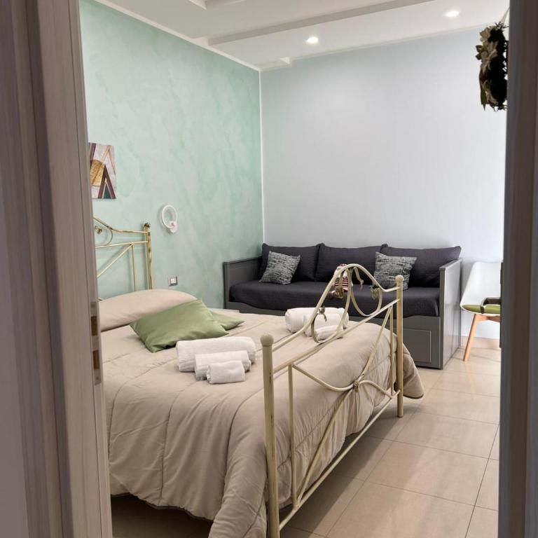 MIRO'S Casa Vacanze Pompei - One-Bedroom Apartment with Balcony and Mountain View - 2
