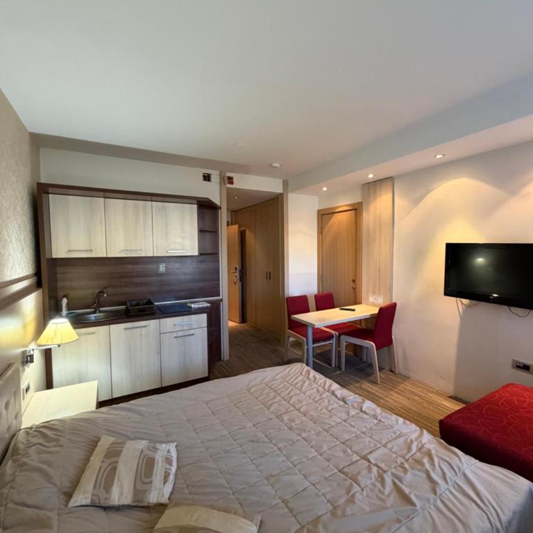 Apartments Konaci Centar - Studio Apartment - 4