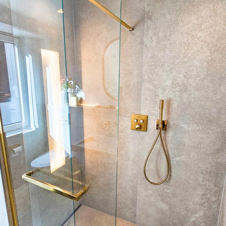 Beautiful new R apartment -15 min to Octoberfest - Apartamento con balcón - 23