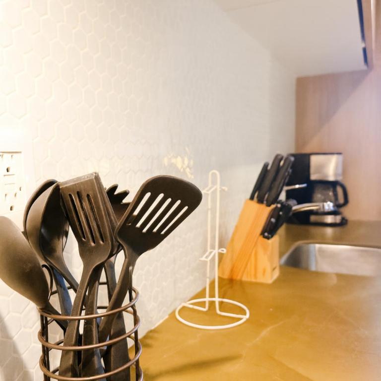 Penthouse with private Pool, Balcony & padel - Estudio Deluxe con cama grande - 42
