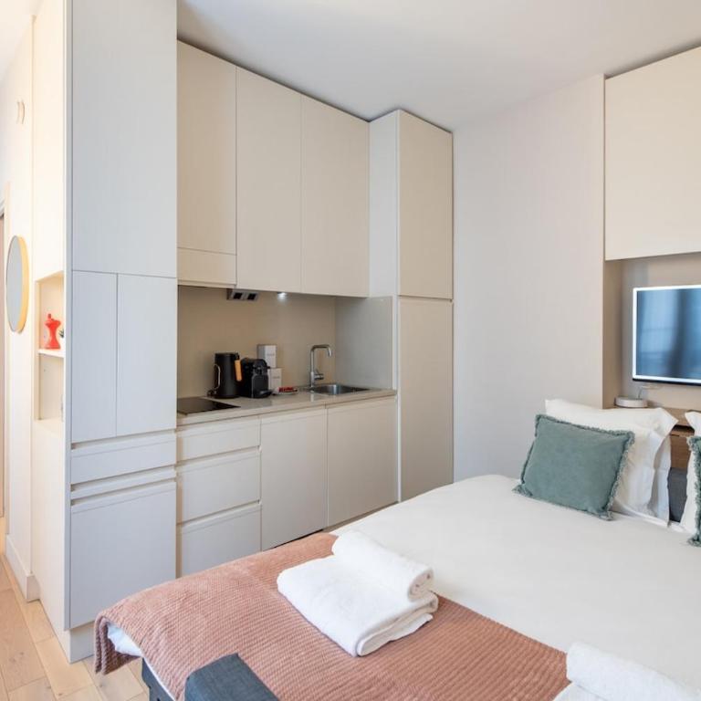 Elegant Parisian Stay - Steps to Opéra, Lafayette & Dining - Appartement 1 Chambre Deluxe - 12