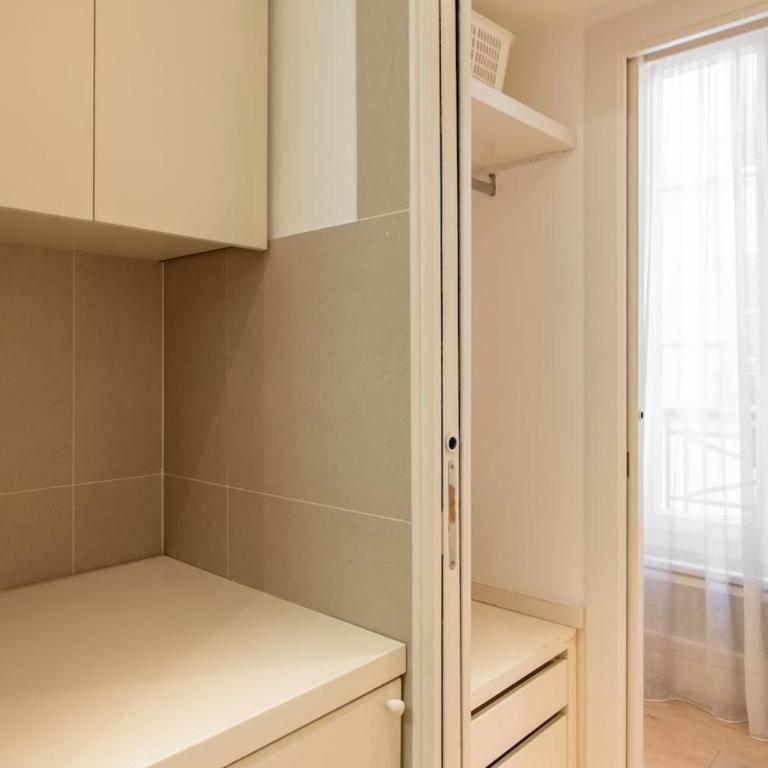 Elegant Parisian Stay - Steps to Opéra, Lafayette & Dining - Appartement 1 Chambre Deluxe - 30
