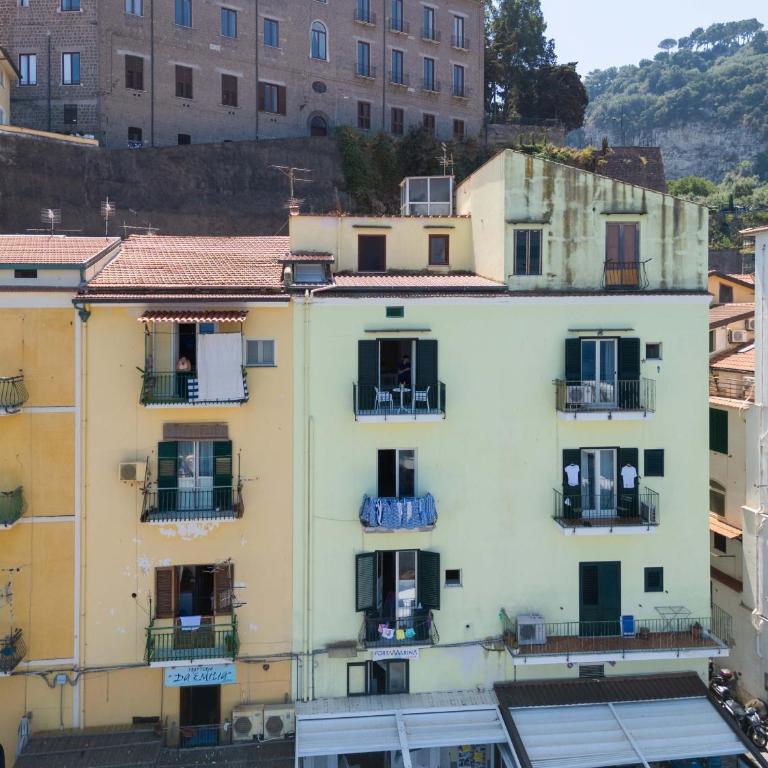 AMORE RENTALS - Maison Marika - Apartment with View - 8