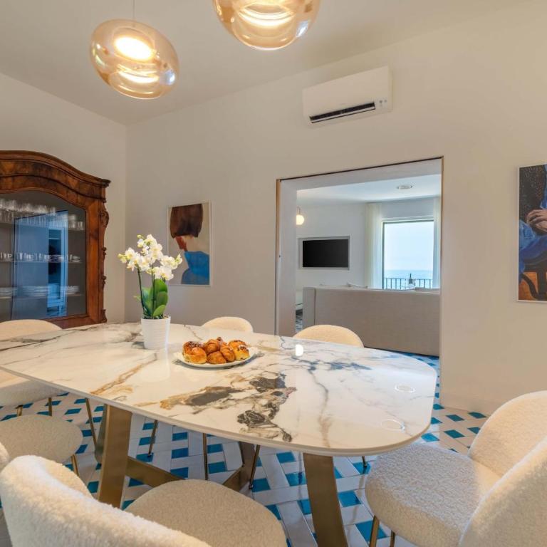 AMORE RENTALS - Maison Marika - Apartment with View - 12