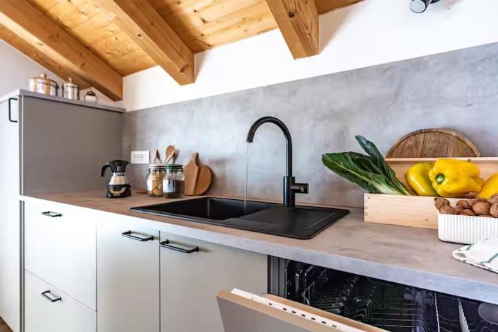 iFlat Pinzolo Penthouse Apartment Volpe - Apartment mit 2 Schlafzimmern und Balkon - 3