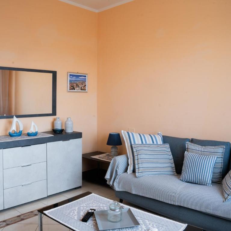 La Playa di Ponente - Three-Bedroom Apartment - 16