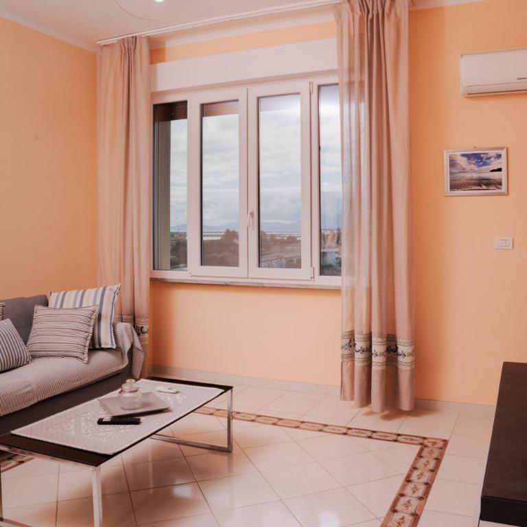 La Playa di Ponente - Three-Bedroom Apartment - 23