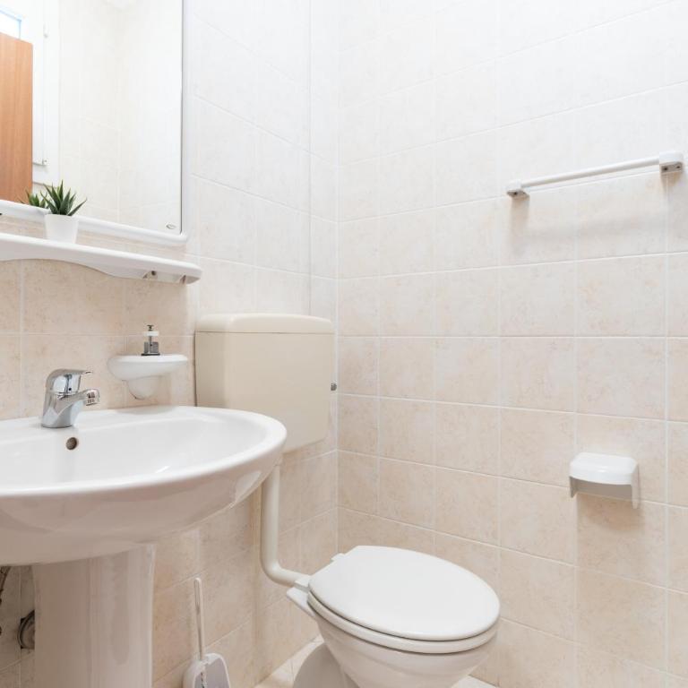Farnie Lido Altanea - Appartamento con 2 Camere da Letto e Balcone - 13