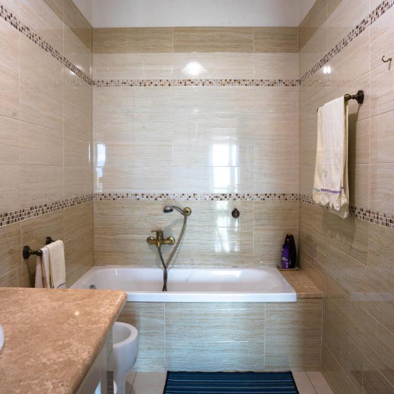 La Playa di Ponente - Three-Bedroom Apartment - 33
