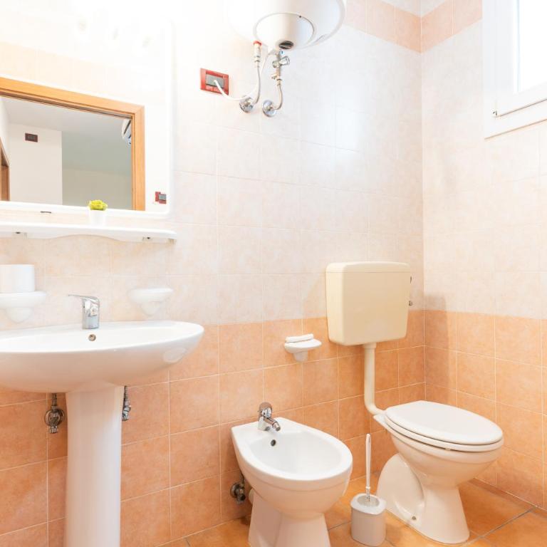 Farnie Lido Altanea - Appartamento su 2 Livelli con 2 Camere da Letto e Terrazza - 10