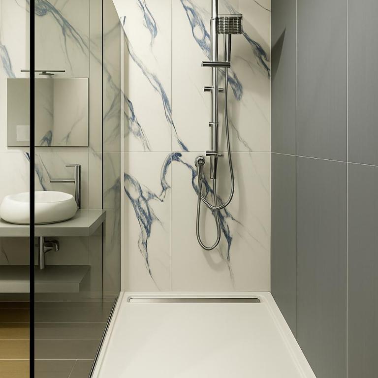 Yes I Know My Room - Foria - Camera Quadrupla Premium - 1