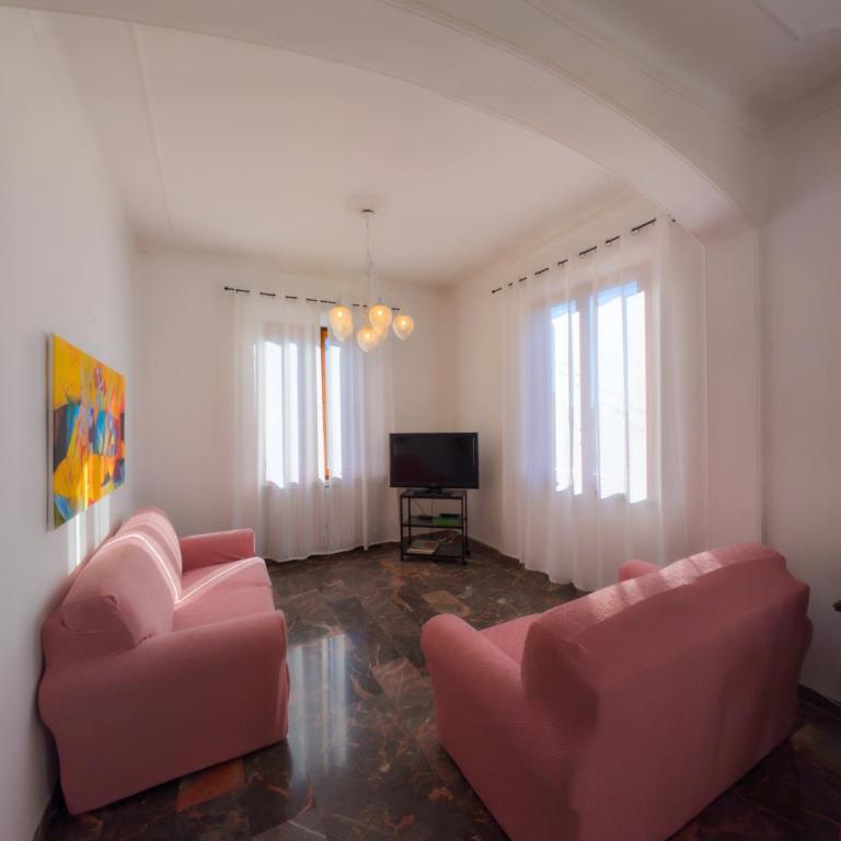 Casa Bimbi - Three-Bedroom Apartment - 11