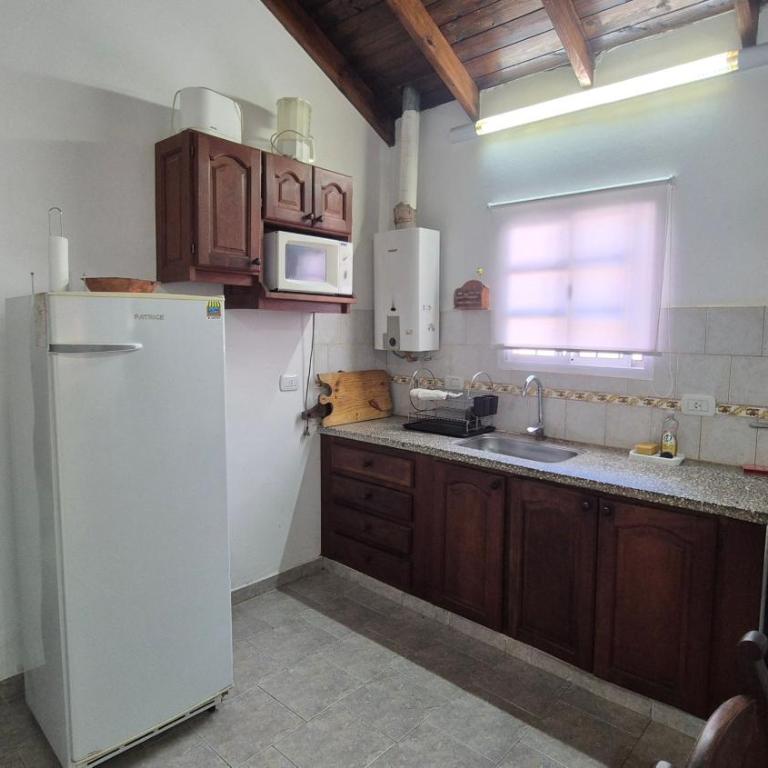 Ayres de Colon - Three-Bedroom House - 5
