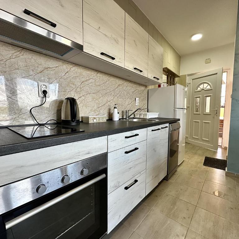 Zaliv Apartments - Apartman s 1 Spavaćom Sobom, Pogledom na More i Terasom - 14