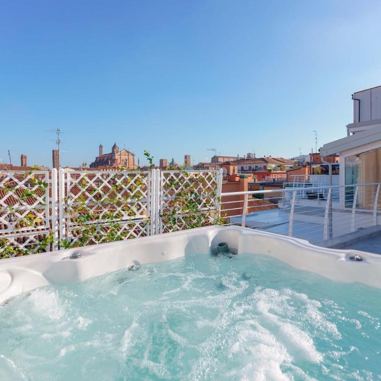 The Rooftop - Penthouse Apartment - 2