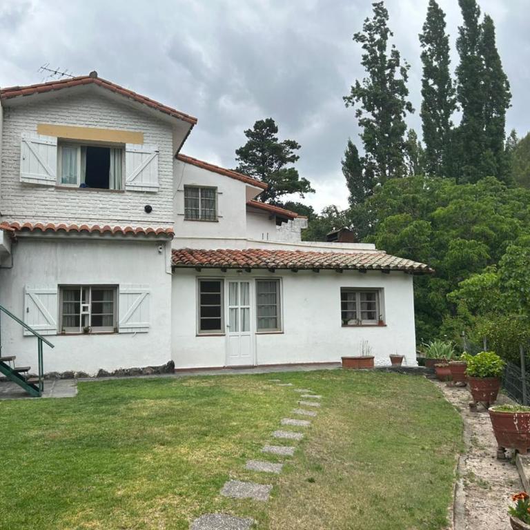 casa para 10-12 en la montaña, pileta, viñedo y naturaleza - Casa de 4 dormitorios - 24