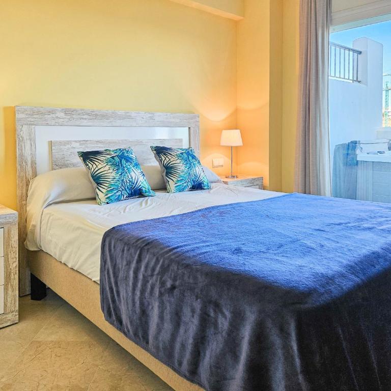 Spacious 4 Bedroom Townhouse in Bahia de Casares - Casa de 4 dormitorios - 19