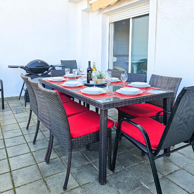 Spacious 4 Bedroom Townhouse in Bahia de Casares - Casa de 4 dormitorios - 36