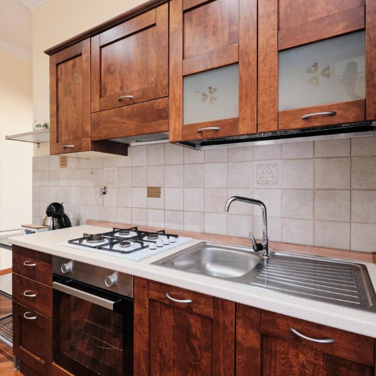 Centro Storico a 15' - Cata Apartment Roma - Appartamento con 2 Camere da Letto - 35