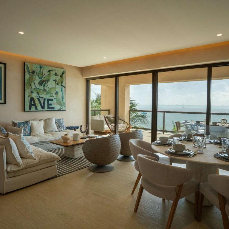 Beachfront Family Retreat - Peace & Comfort - Apartment - 4